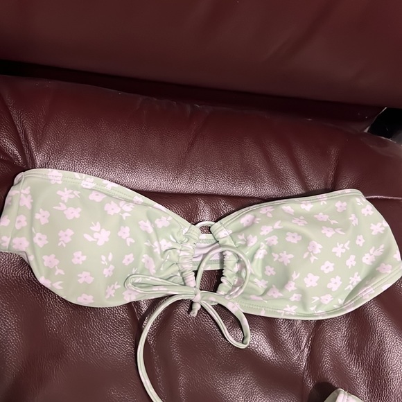 Shein bathing suit/bikini Size Small (4) Color:Green and white - Picture 2 of 3